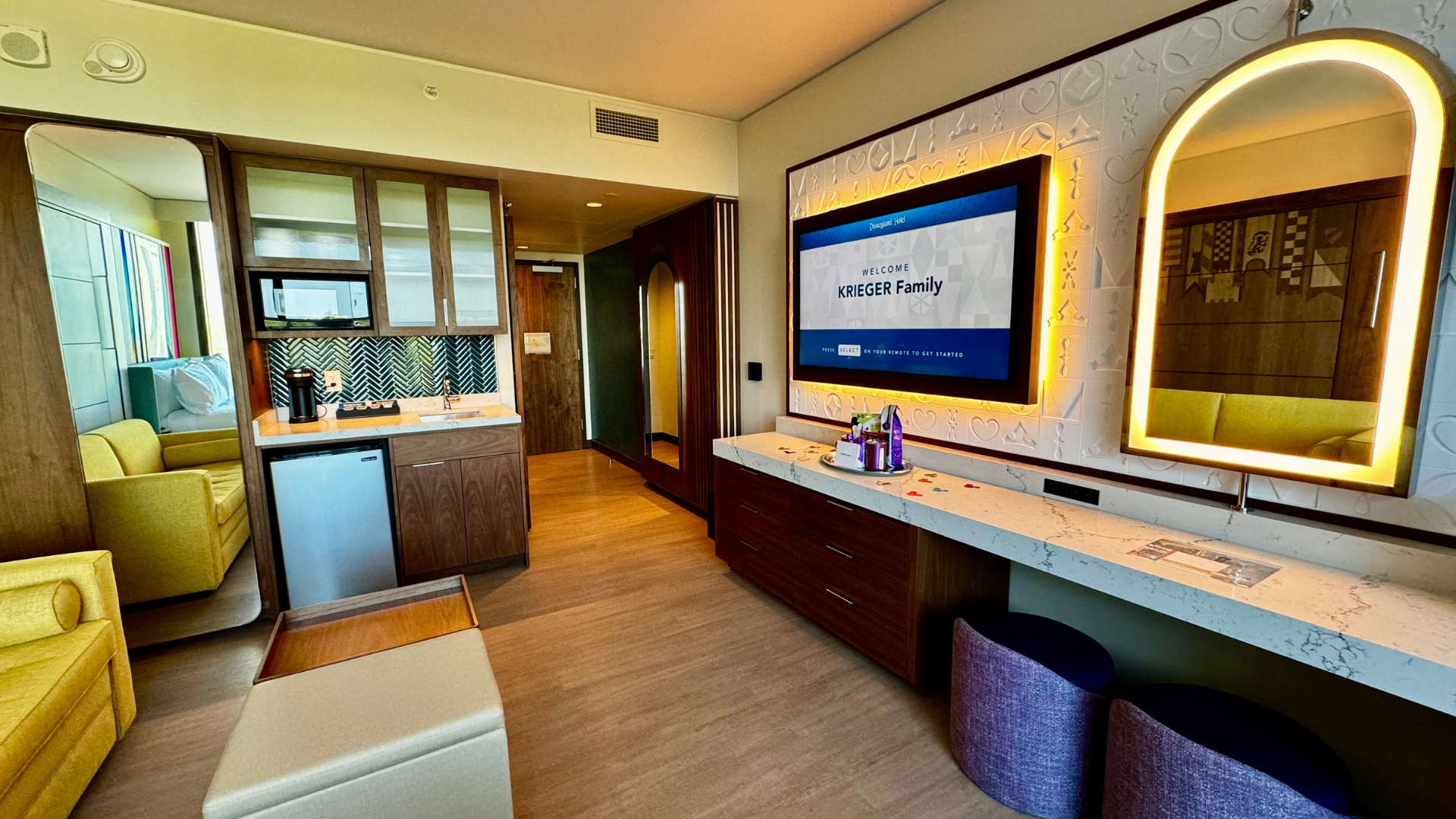 The Villas at Disneyland Hotel - DVC Rental Store